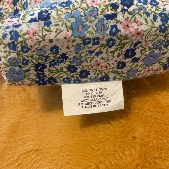 Blue Bunny Rabbit Spring Easter Decoration - Picture 7 of 11